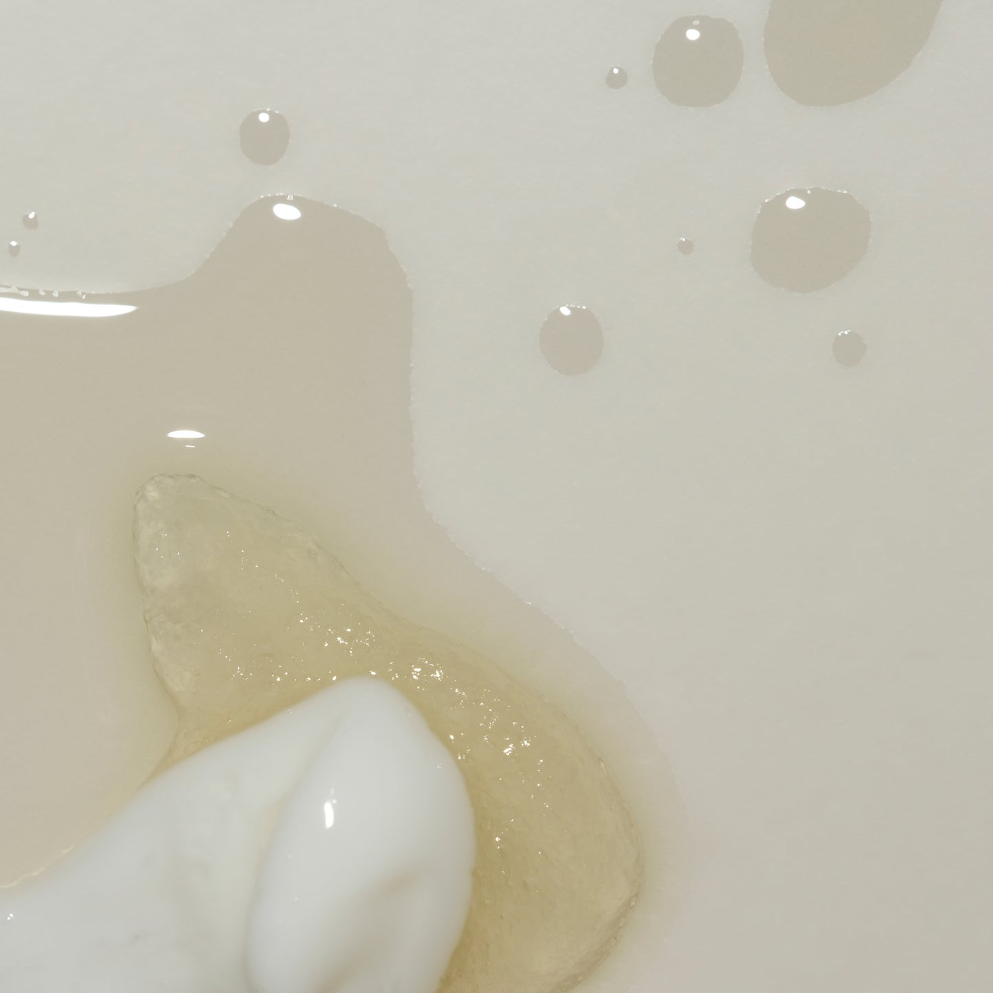 BARE BODY SHOWER DUO